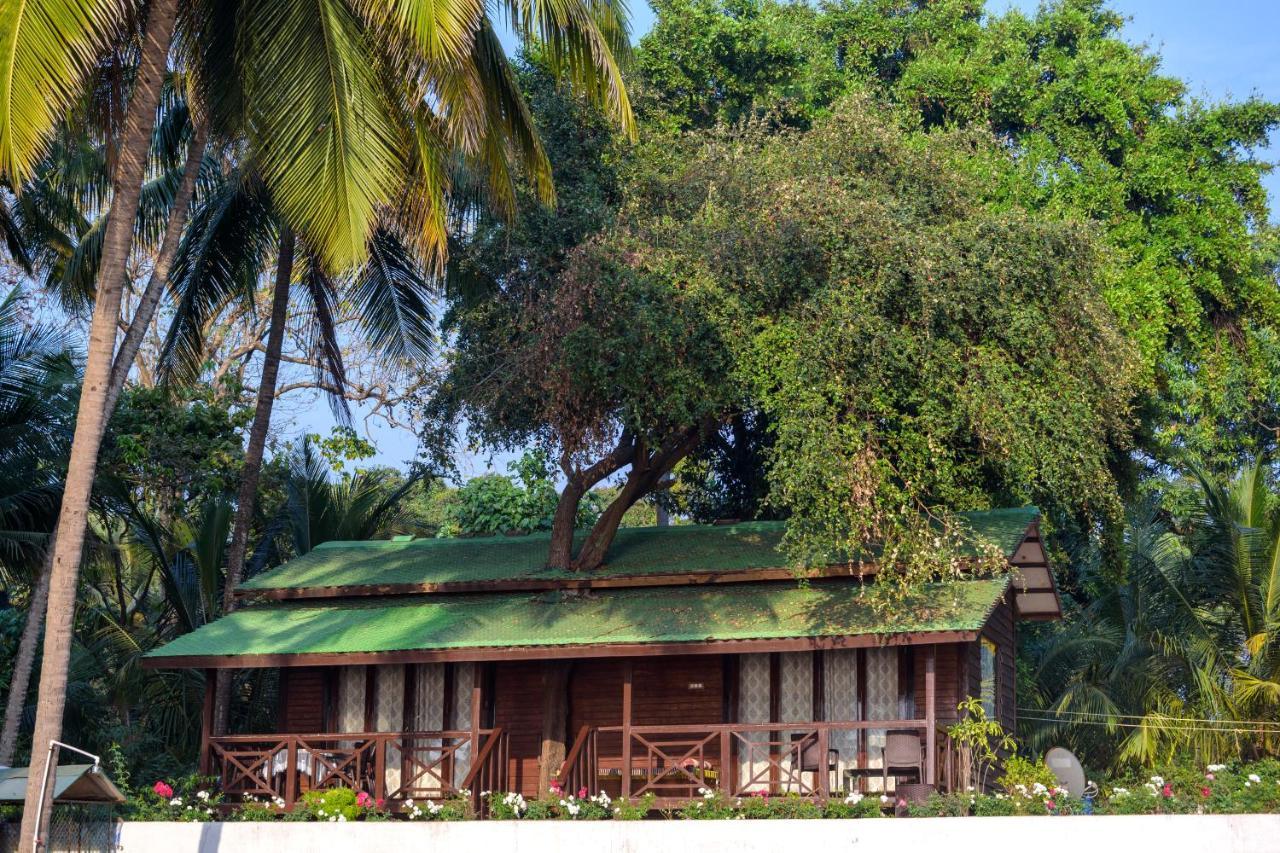 Saffronstays Little Paradise, Murud Buitenkant foto