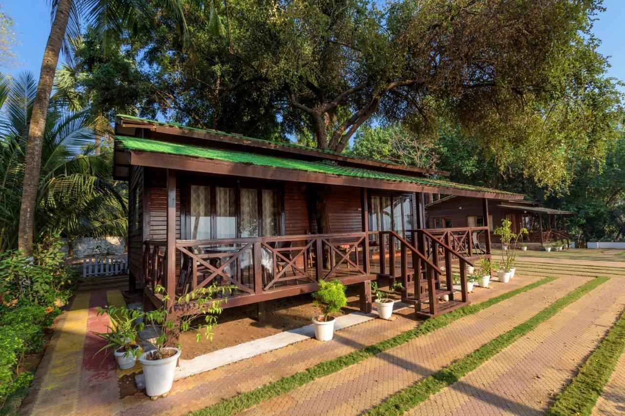 Saffronstays Little Paradise, Murud Buitenkant foto